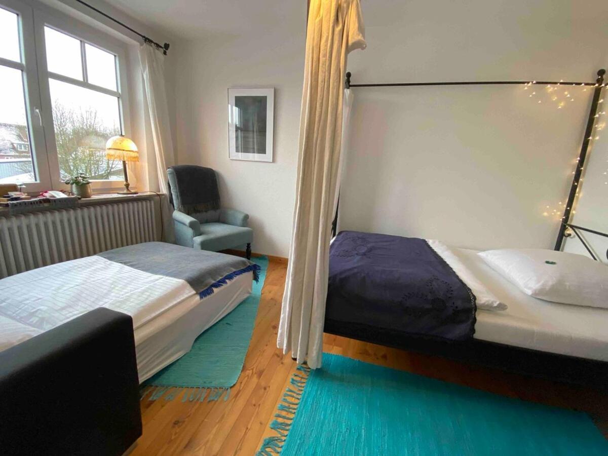 Familienzimmer mit Gemeinschaftsbad